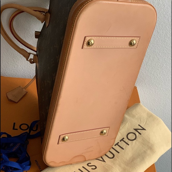 👜SOld 👜Louis Vuitton Alma GM - Picture 14 of 16
